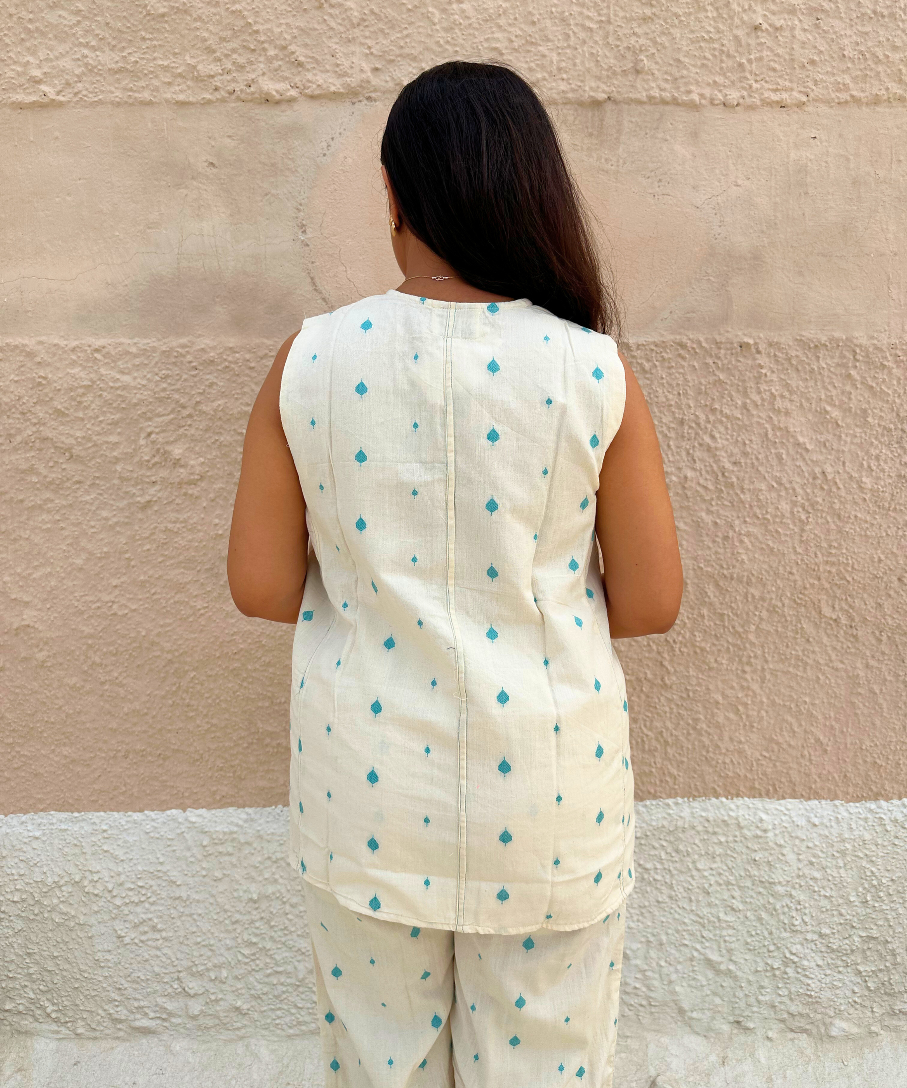 White Jamdani Loomed Set