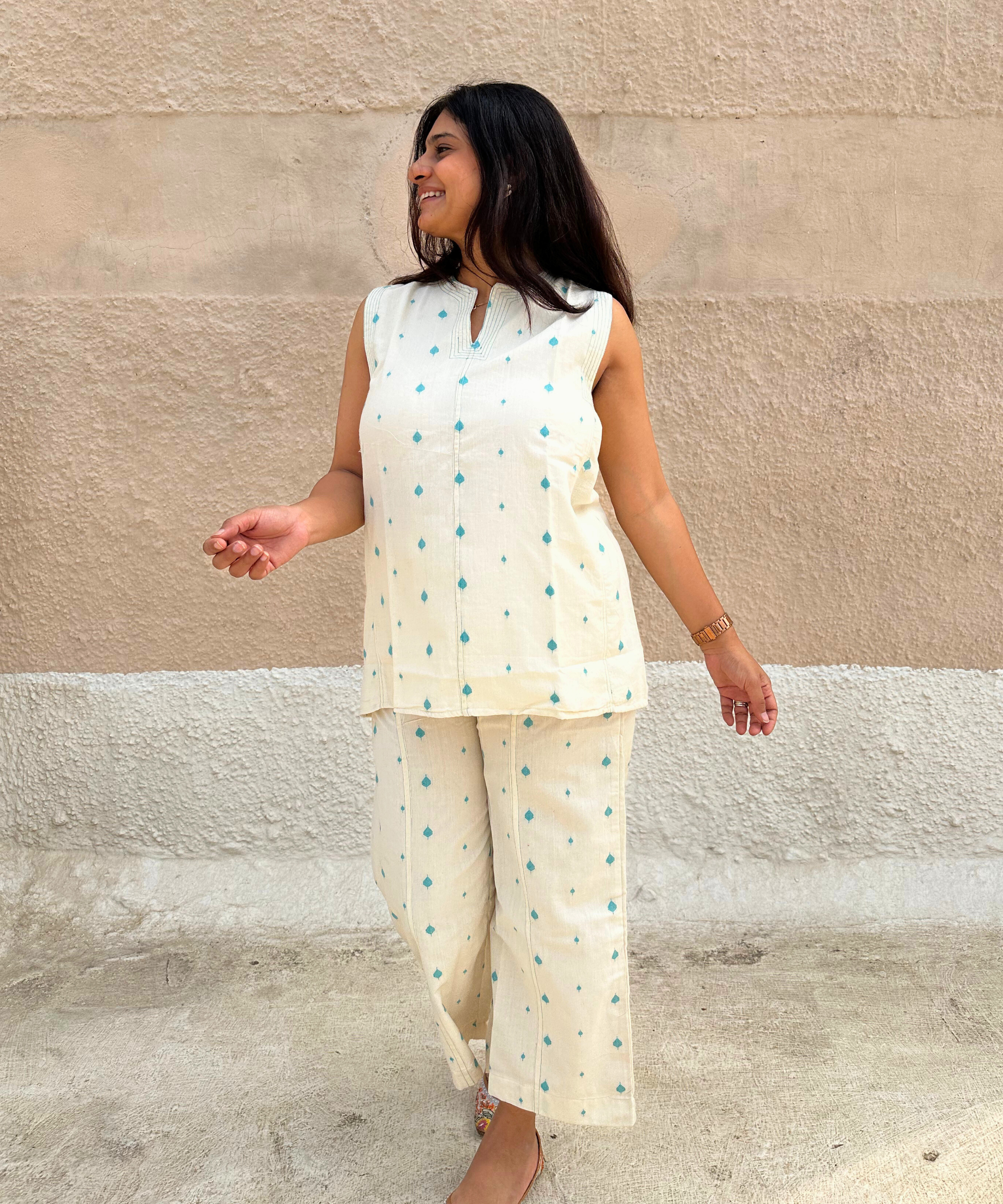 White Jamdani Loomed Set