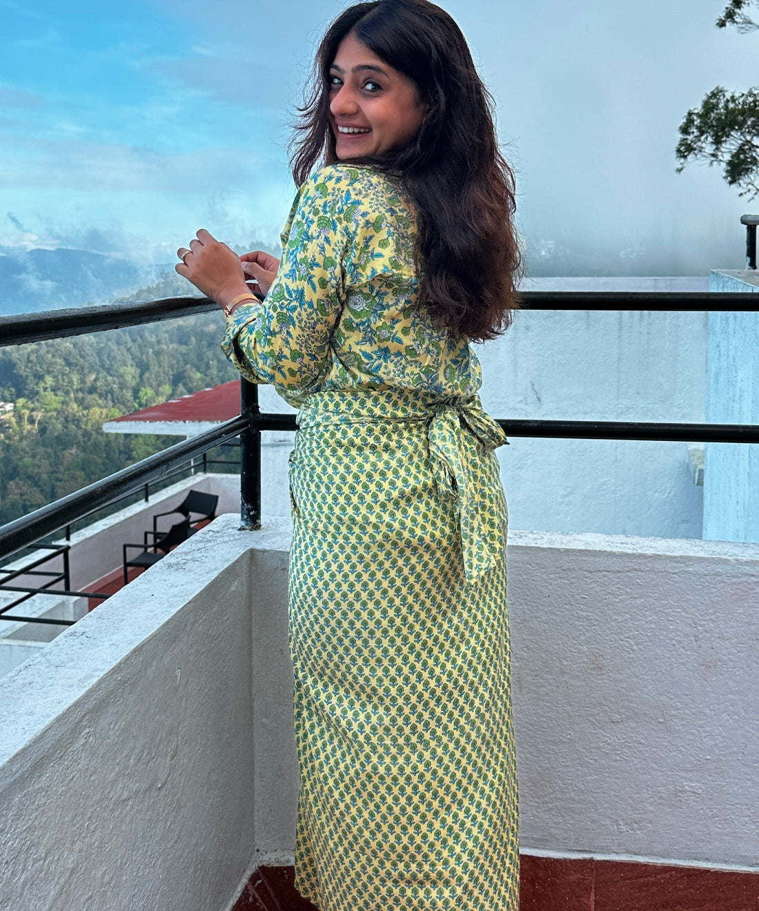 Sera Tie-Up Skirt with Shirt in Garden Glory Print